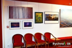 Otakar a Robin Kaločovi  vernisáž Klicperovo divadlo 2023 - id00011