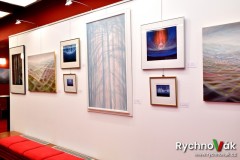 Otakar a Robin Kaločovi  vernisáž Klicperovo divadlo 2023 - id00012