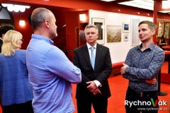 Otakar a Robin Kaločovi  vernisáž Klicperovo divadlo 2023 - id00013