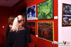 Otakar a Robin Kaločovi  vernisáž Klicperovo divadlo 2023 - id00040