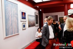 Otakar a Robin Kaločovi  vernisáž Klicperovo divadlo 2023 - id00063