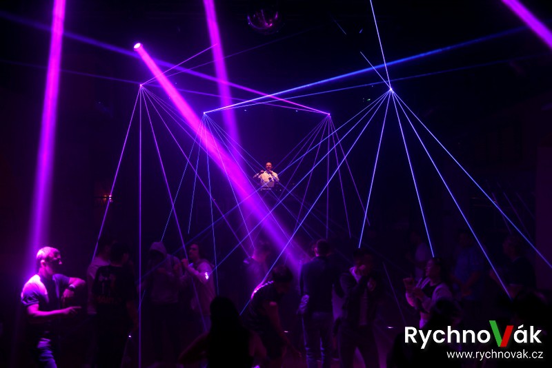Dance Pivovar - DJ Lukáš Mercl a laser show